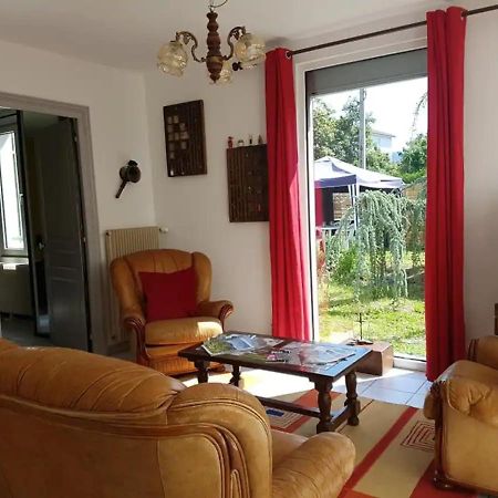 Maison Centre-Ville Calme Avec Jardin Lons-le-Saunier Εξωτερικό φωτογραφία