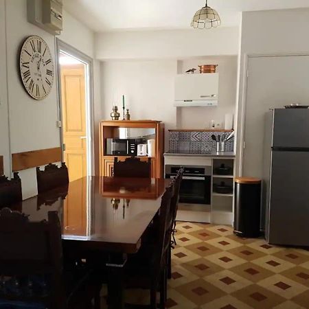 Maison Centre-Ville Calme Avec Jardin Lons-le-Saunier Εξωτερικό φωτογραφία